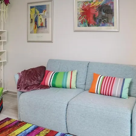 아파트 1 Bedroom Amazing In Gelbensande *